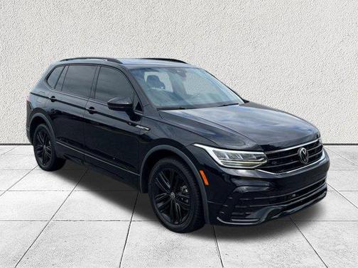 2022 Volkswagen Tiguan 2.0T SE R-Line Black