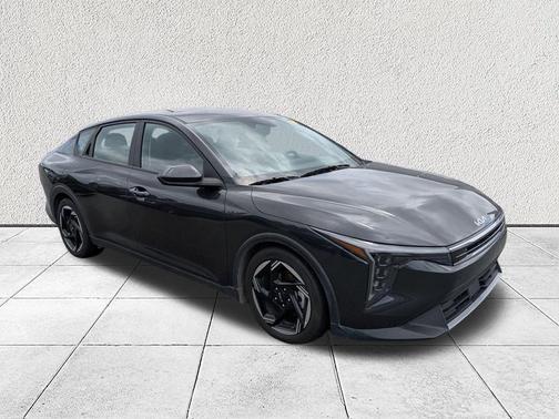 Interstellar Gray 2025 Kia K4 EX