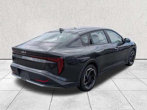 Interstellar Gray 2025 Kia K4 EX