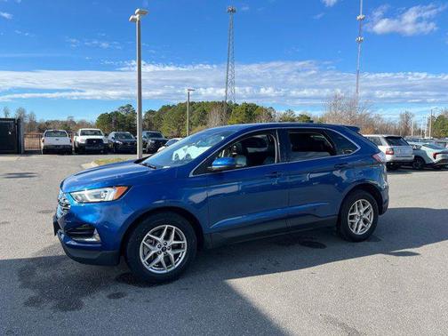 2022 Ford Edge SEL