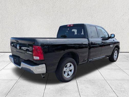 Diamond Black Crystal Pearlcoat 2024 RAM 1500 Classic SLT
