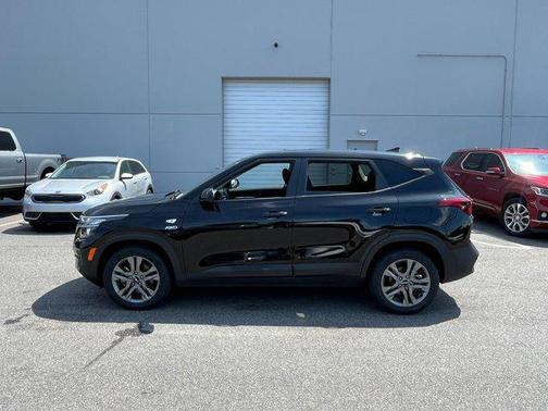 2023 Kia Seltos LX