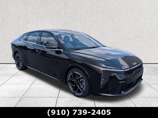 Aurora Black Pearl 2026 Kia K4 GT-Line