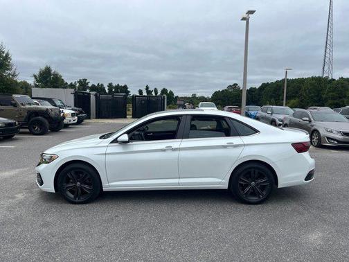2023 Volkswagen Jetta 1.5T SE
