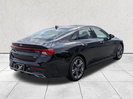 Ebony Black 2021 Kia K5 EX