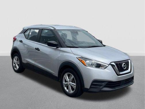 2020 Nissan Kicks S