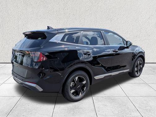 Ebony Black 2026 Kia Sportage LX