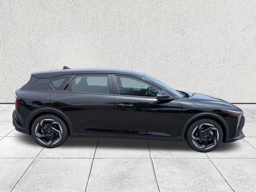 Aurora Black Pearl 2026 Kia K4 EX