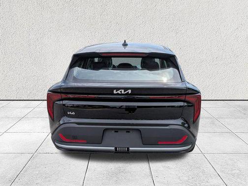 Aurora Black Pearl 2026 Kia K4 EX