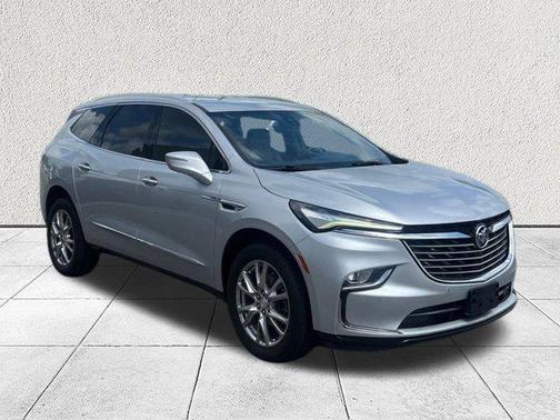 2022 Buick Enclave FWD Premium