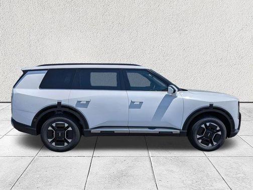 Glacial White Pearl 2027 Kia Telluride Hybrid EX