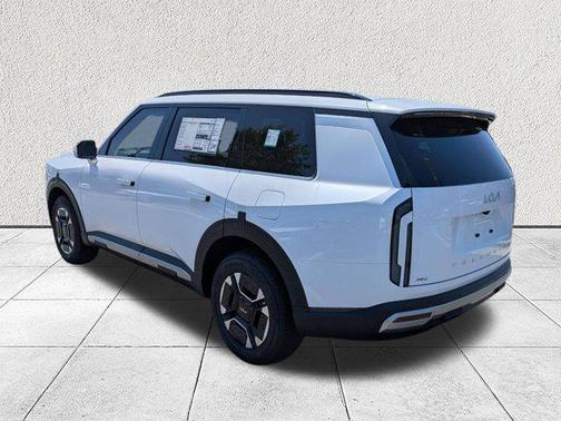 Glacial White Pearl 2027 Kia Telluride Hybrid EX