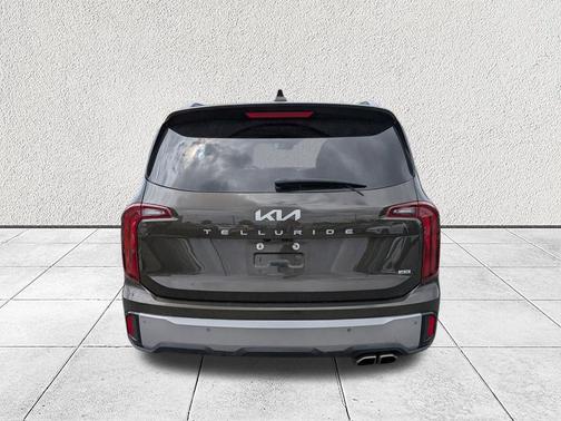 Dark Moss 2023 Kia Telluride S