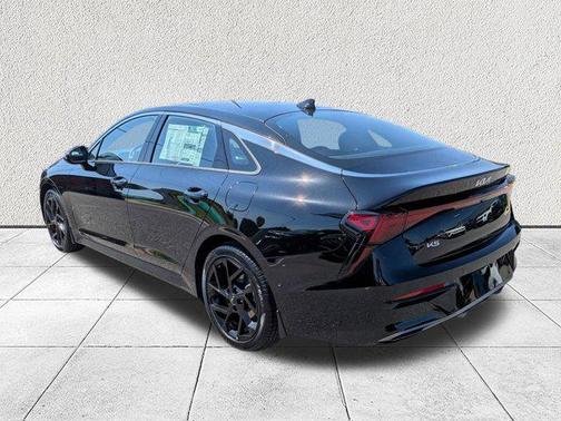 Aurora Black Pearl 2026 Kia K5 GT-Line FWD