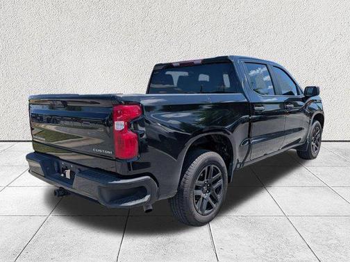 Black 2022 Chevrolet Silverado 1500 Custom
