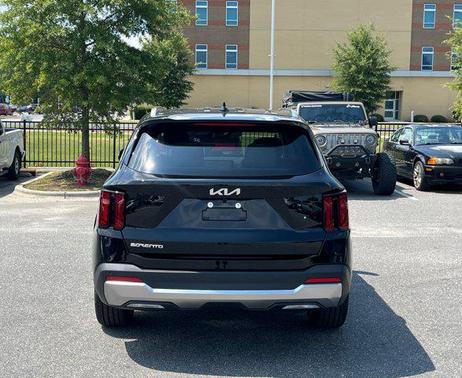 2025 Kia Sorento EX