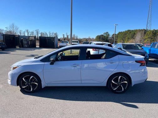 2024 Nissan Versa 1.6 S