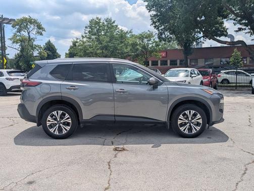2022 Nissan Rogue SV