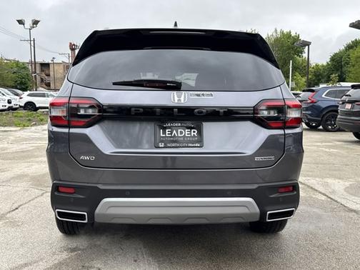 2025 Honda Pilot Touring