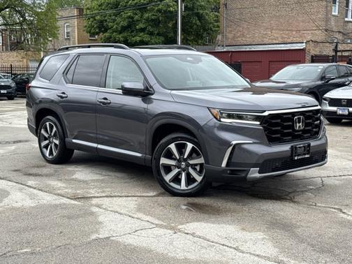 2025 Honda Pilot Touring