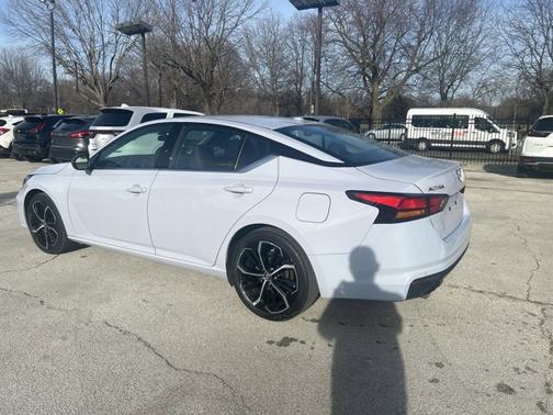 2024 Nissan Altima 2.5 SR