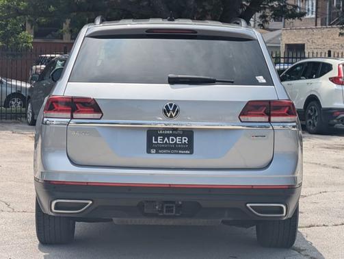 2022 Volkswagen Atlas 3.6L V6 SE w/Technology