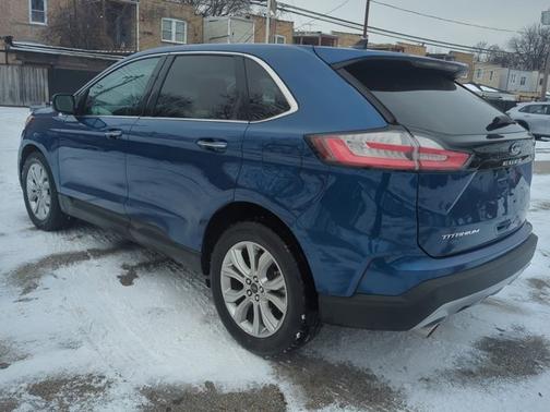 2023 Ford Edge Titanium