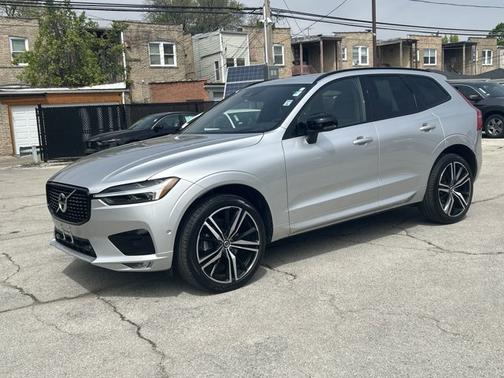 2021 Volvo XC60 R-Design