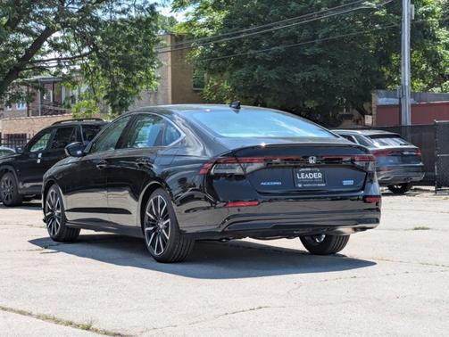 2025 Honda Accord Hybrid Touring
