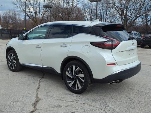 2023 Nissan Murano SL