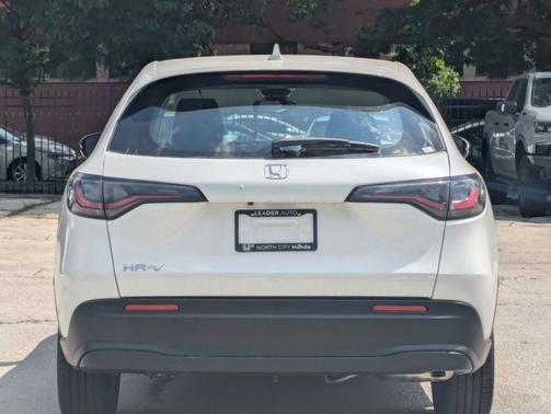 2025 Honda HR-V LX