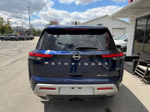 Deep Ocean Blue Pearl 2024 Nissan Pathfinder SV
