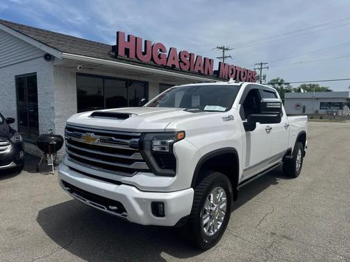 WHITE 2024 Chevrolet Silverado 2500 High Country