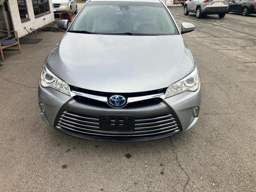 2017 Toyota Camry Hybrid XLE
