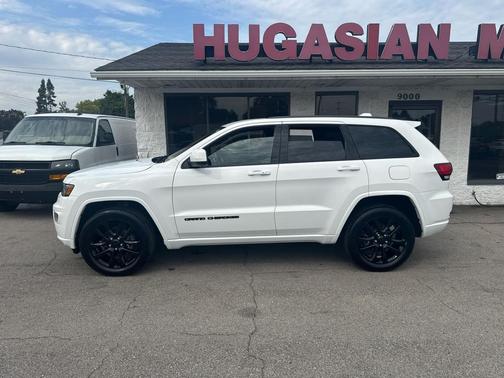 2020 Jeep Grand Cherokee Altitude