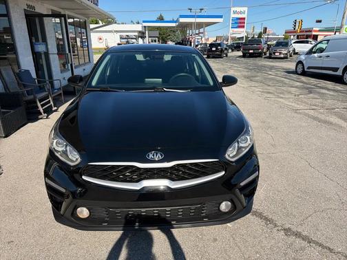 Aurora Black 2019 Kia Forte LXS