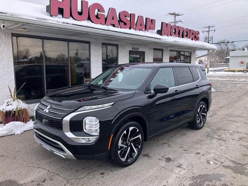 2024 Mitsubishi Outlander SE