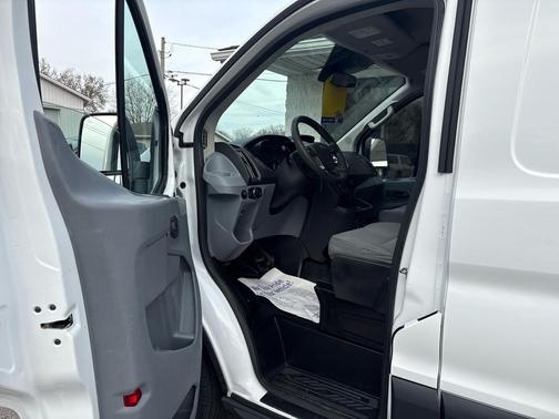 2018 Ford Transit-250 Base
