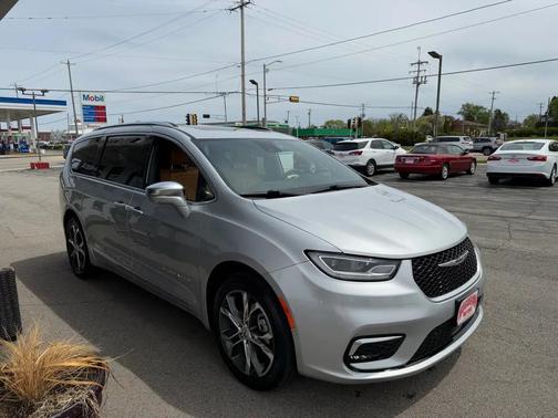Silver Mist Clearcoat 2022 Chrysler Pacifica L