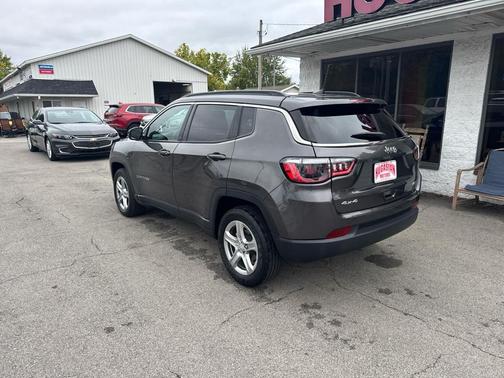 2024 Jeep Compass Latitude