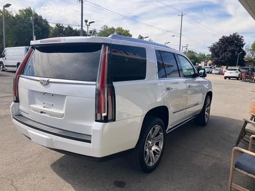 2016 Cadillac Escalade Premium