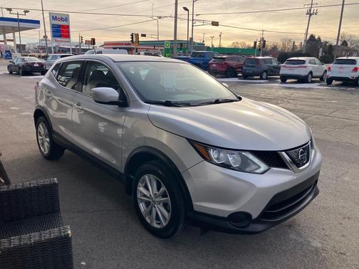 2018 Nissan Rogue Sport S