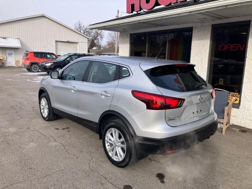 2018 Nissan Rogue Sport S