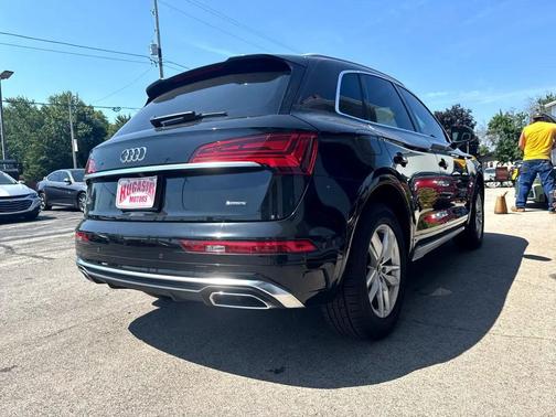 2022 Audi Q5 45 S line Premium