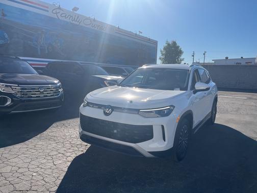 2025 Volkswagen Tiguan 2.0T S