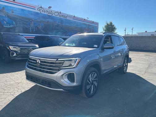 2025 Volkswagen Atlas 2.0T SE w/ Technology