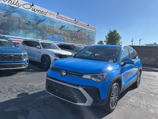 2025 Volkswagen Taos 1.5T SE