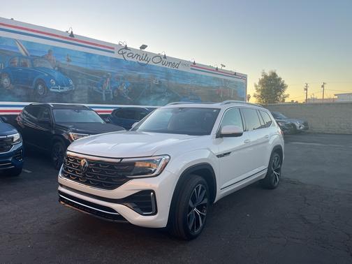 2025 Volkswagen Atlas 2.0T SEL Premium R-Line