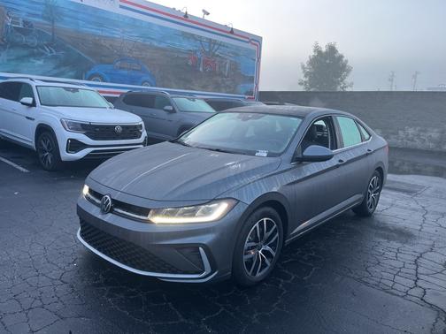 2025 Volkswagen Jetta 1.5T SE