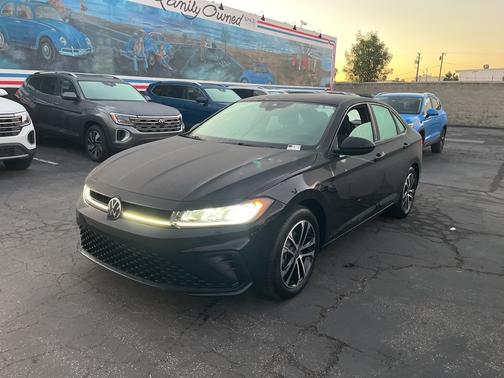 2025 Volkswagen Jetta 1.5T Sport